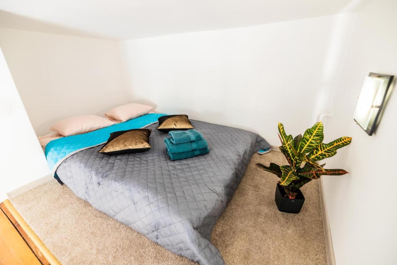 Apartament Z Antresola Przy Rynku Appartement Wrocław Buitenkant foto